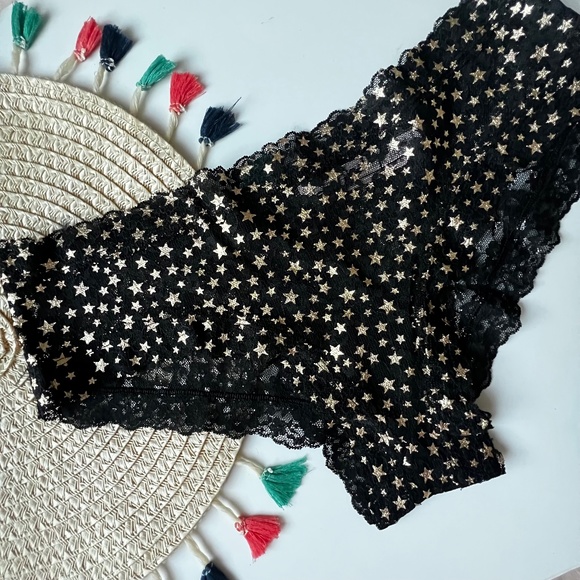 Victoria's Secret The Lacie Cheeky Panty Black Shimmer Small NEW - Picture 1 of 6